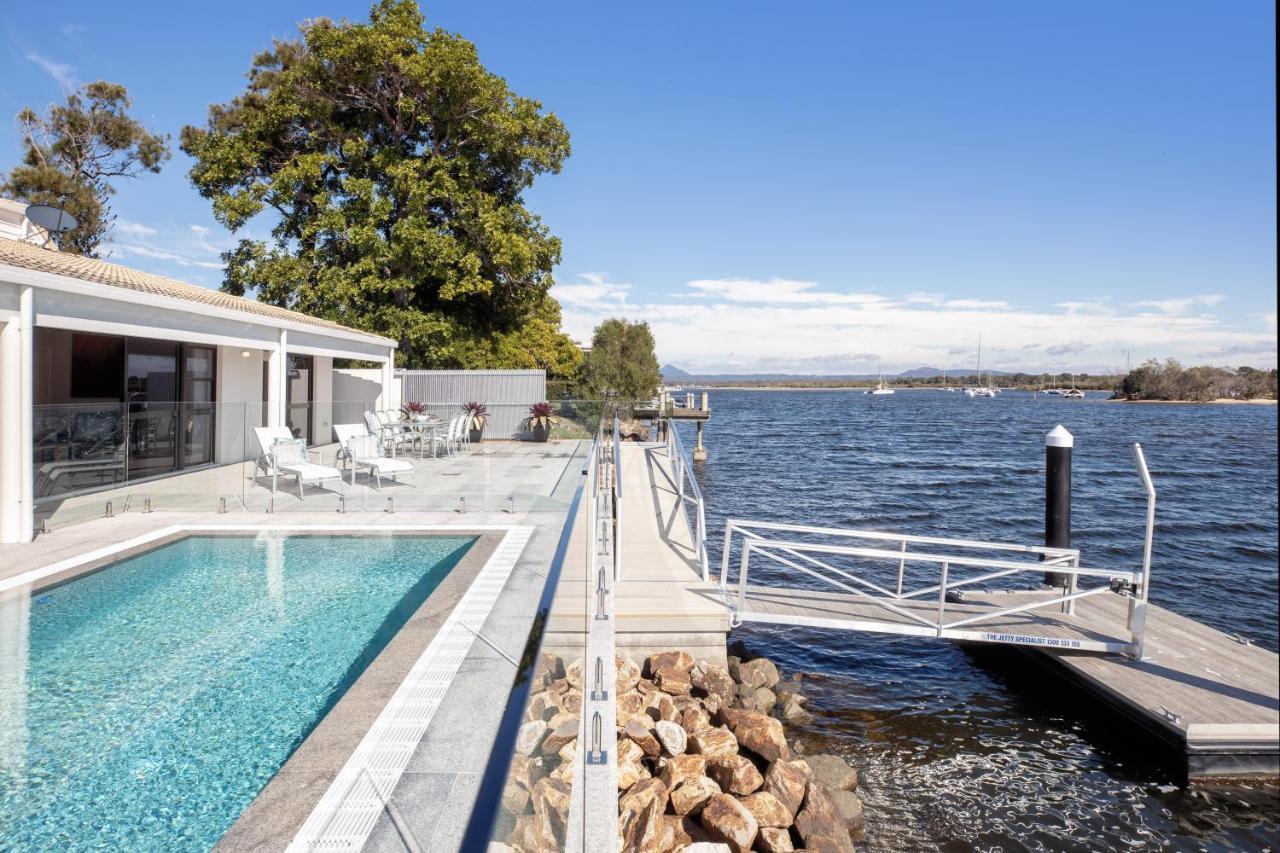 Affordable Riverfront, Pool, Private Pontoon Vila Noosa Heads Exterior foto